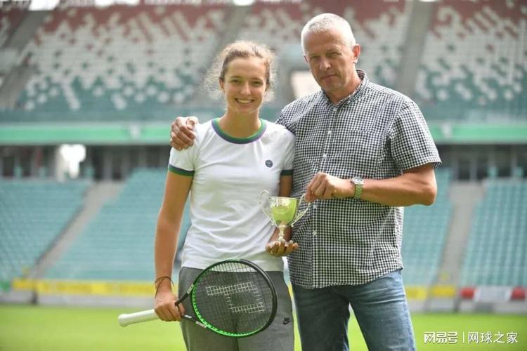 以那不勒斯 以那不勒斯