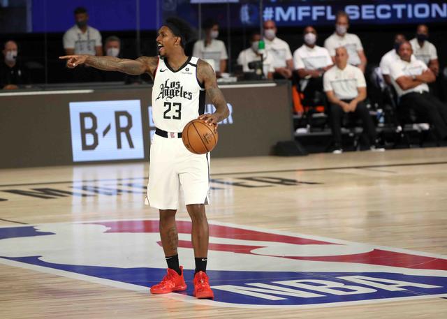 无数场表现 无数场表现