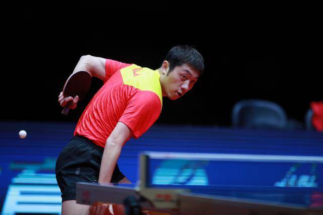 绝不轻言放 绝不轻言放